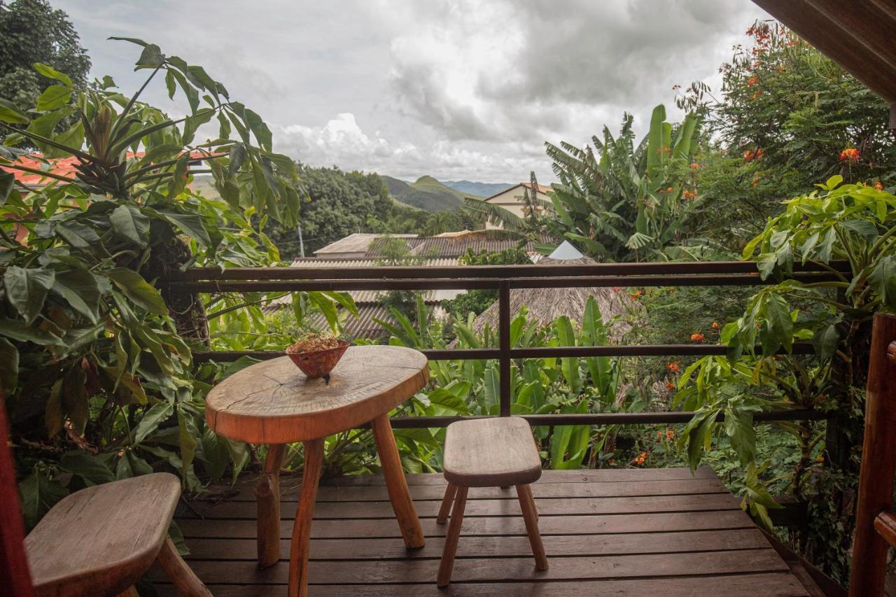 Buddy'S Hostel & Pousada Alto Paraiso Алту-Параизу-ди-Гояс Экстерьер фото