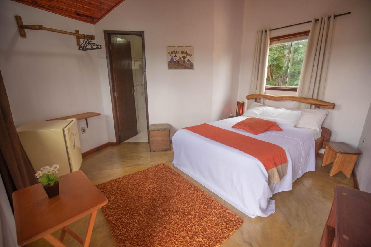 Buddy'S Hostel & Pousada Alto Paraiso Алту-Параизу-ди-Гояс Экстерьер фото