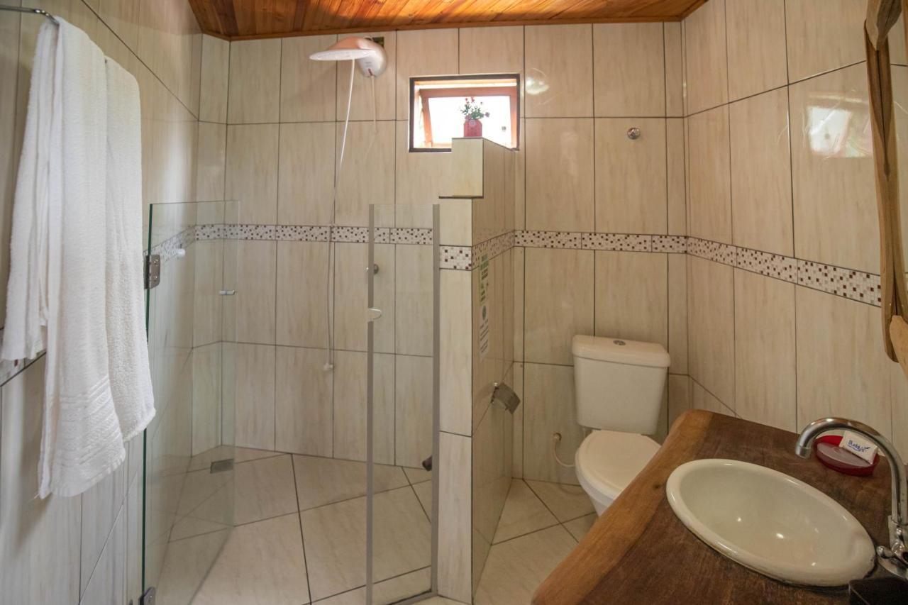 Buddy'S Hostel & Pousada Alto Paraiso Алту-Параизу-ди-Гояс Экстерьер фото