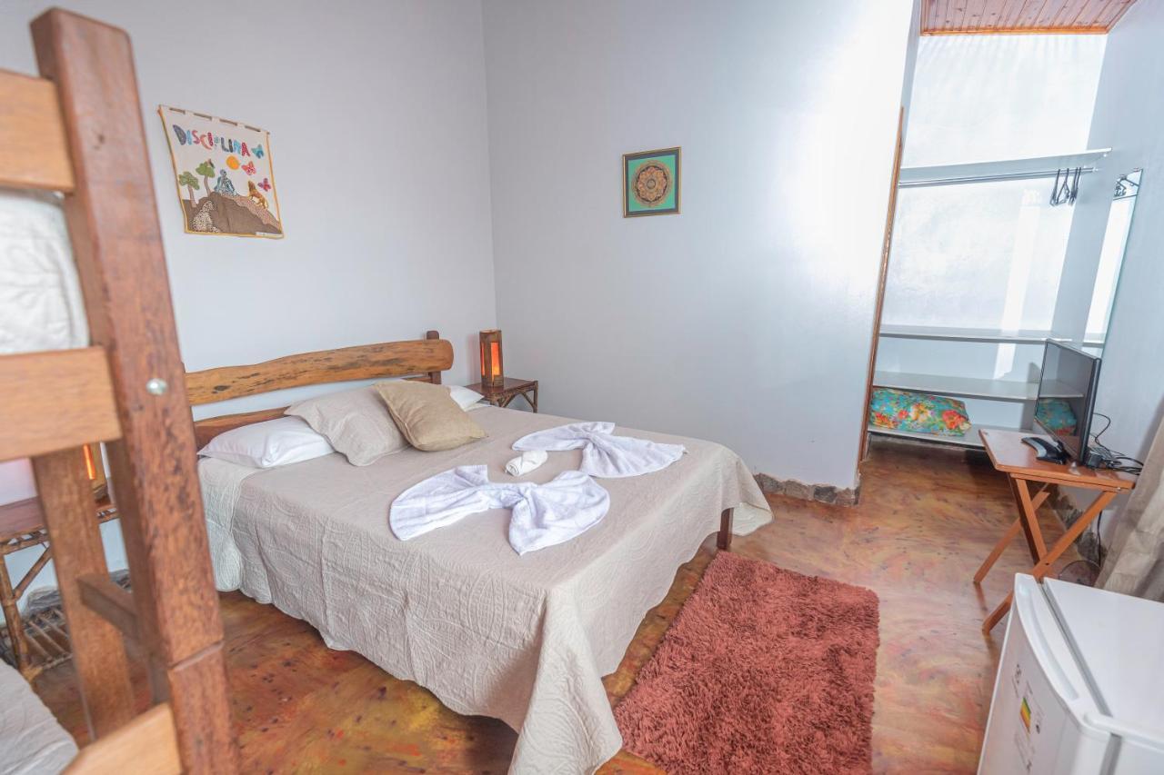 Buddy'S Hostel & Pousada Alto Paraiso Алту-Параизу-ди-Гояс Экстерьер фото