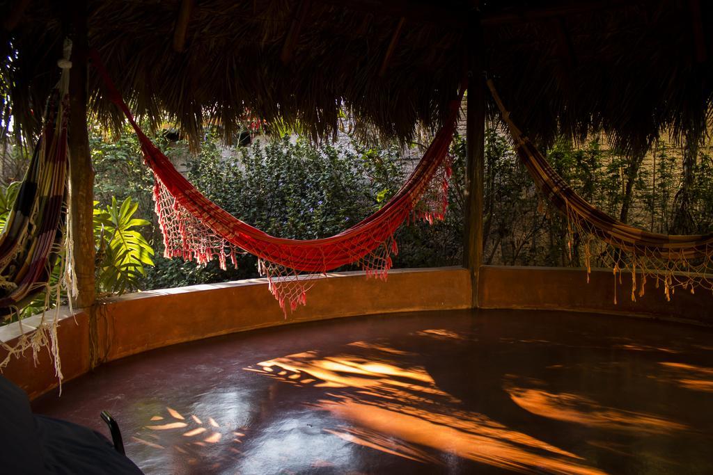 Buddy'S Hostel & Pousada Alto Paraiso Алту-Параизу-ди-Гояс Экстерьер фото