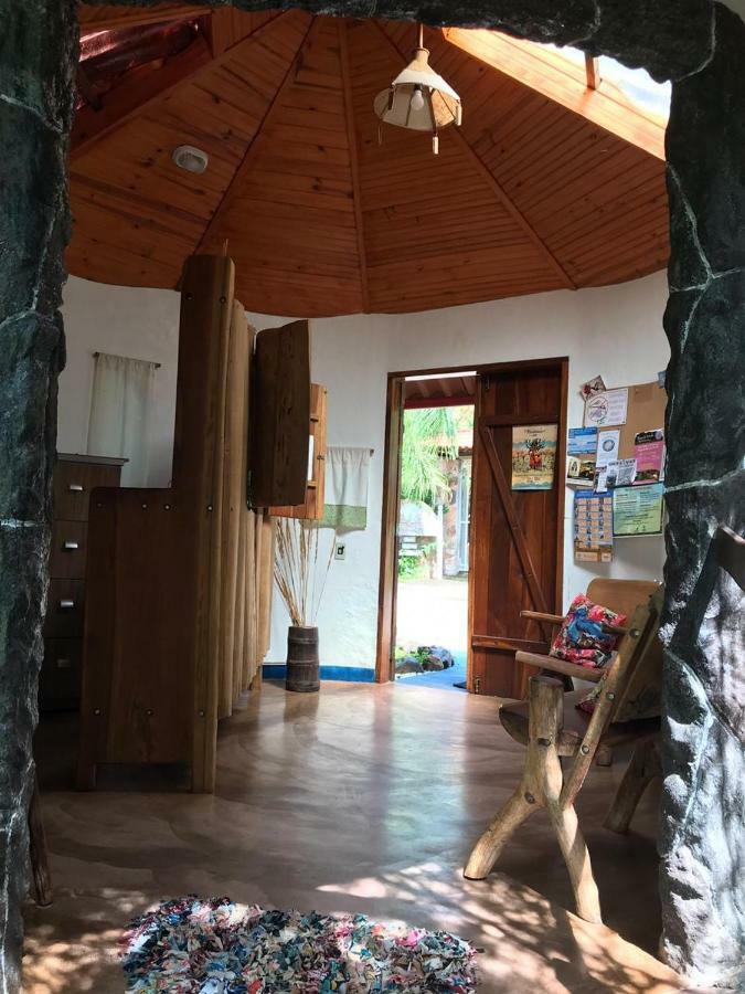 Buddy'S Hostel & Pousada Alto Paraiso Алту-Параизу-ди-Гояс Экстерьер фото