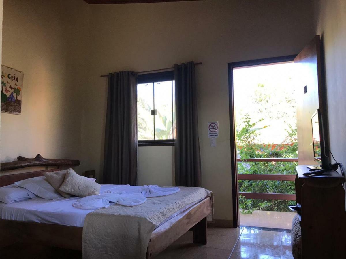 Buddy'S Hostel & Pousada Alto Paraiso Алту-Параизу-ди-Гояс Экстерьер фото